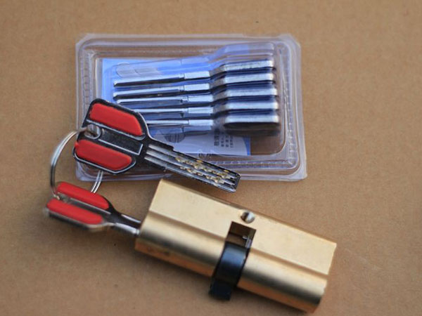 前郭尔罗斯24小时上门开锁公司